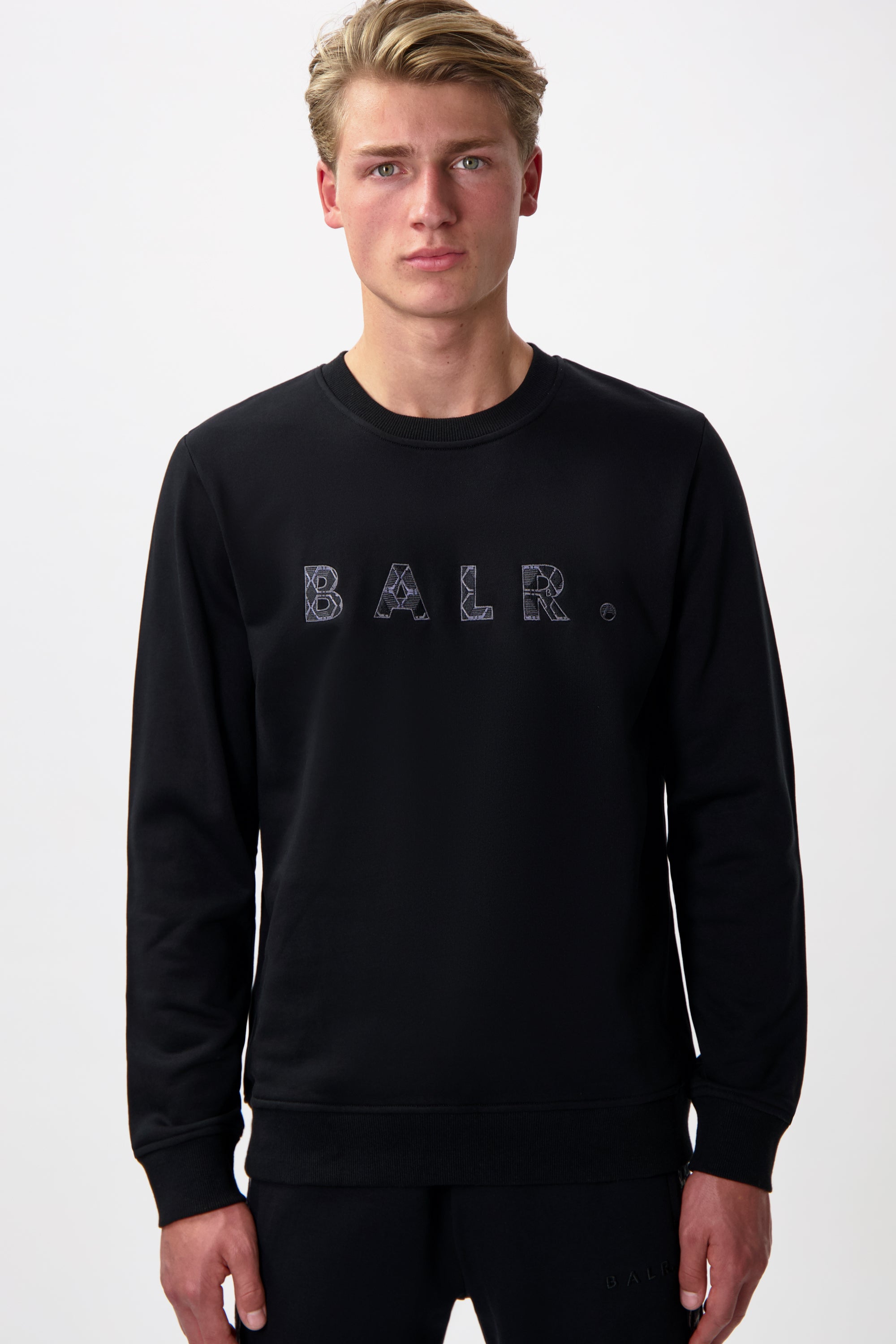 BALR. Monogram Embro Regular Fit Crewneck Black / fantôme de jais