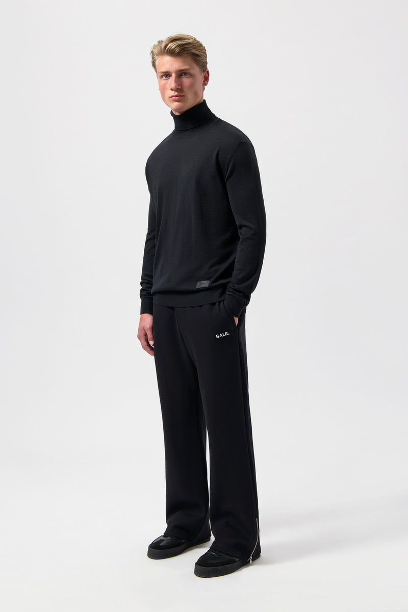 Q-Series Regular Fit JEPLE JET BOLUNECK FIN