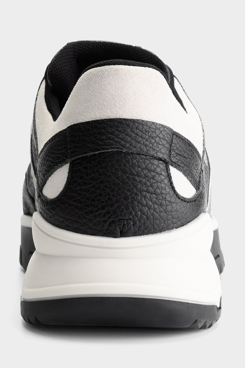 Zapatilla de Fútbol Black