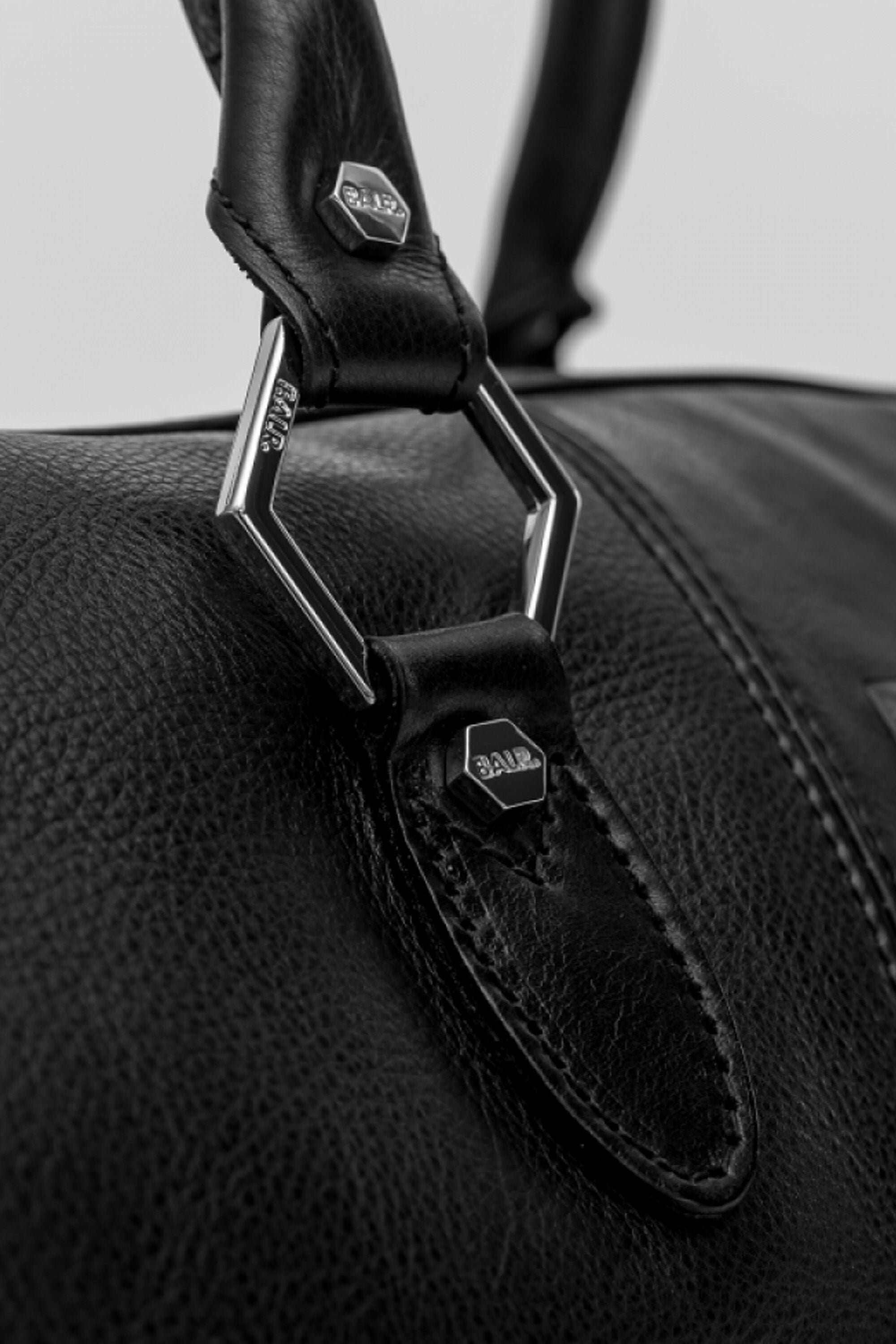 BT Leather Weekder Black
